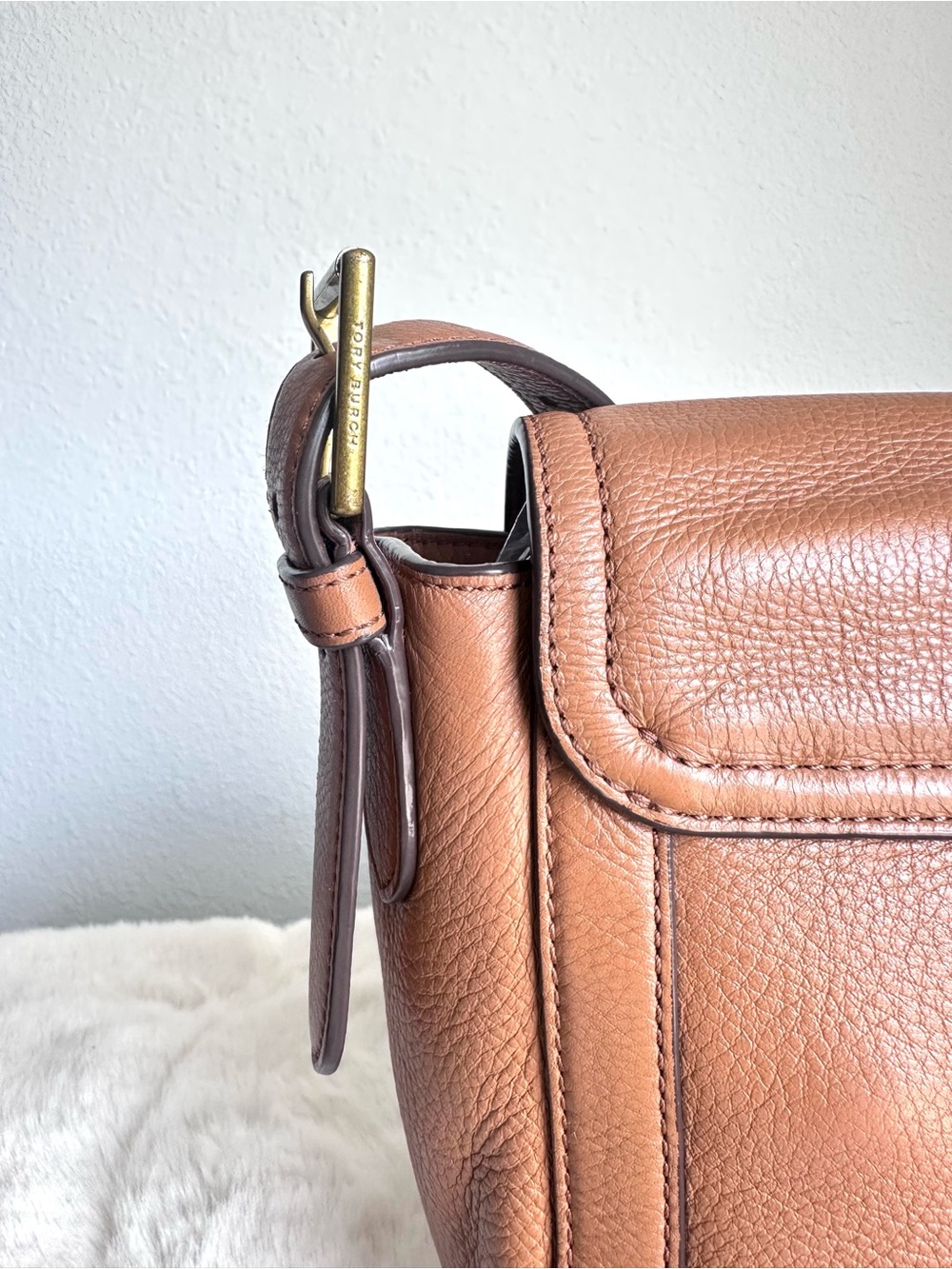 Tory Burch Frances Saddle Bag pebbled leather brown tassel - Picture 10 of 17